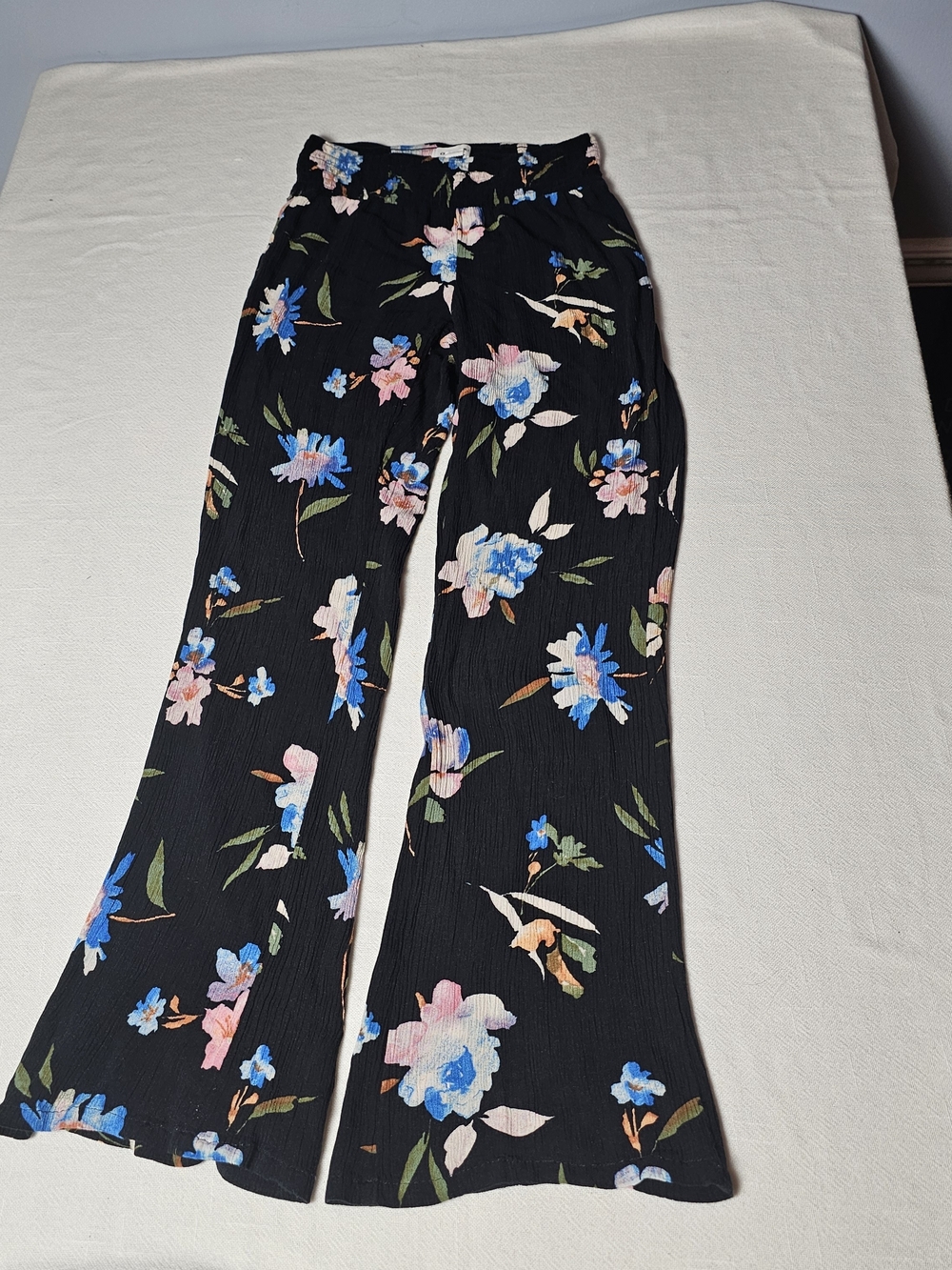 O'Neill Johnny Black Floral Print Smocked Wide-Leg Pants Womens Size Small